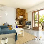 Private Villa With Inviting Space