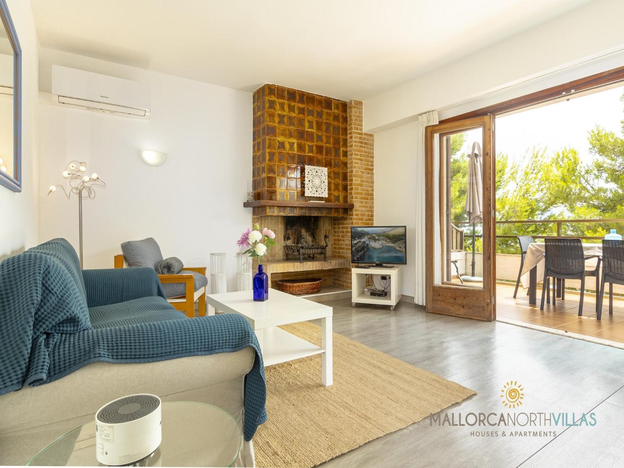 Private With Inviting Space Apartment